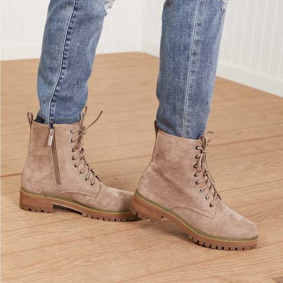 WeeBoo Best of Luck Combat Booties Size 6.5 - Picture 4 of 8